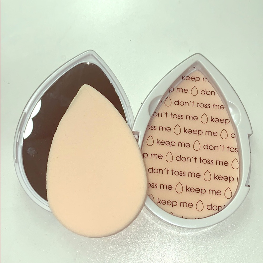 Too Faced Beauty Blotters